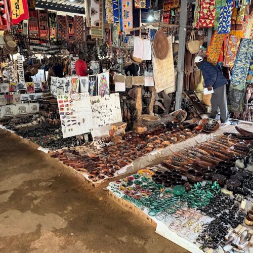 Curio Markets – Shopping in Victoria Falls